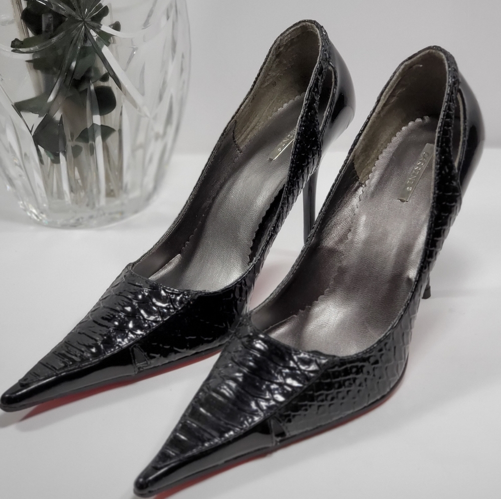 Black Python Patent Leather PointyToe Heels Size 9